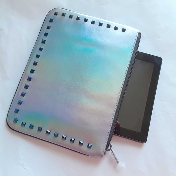 Holographic Tablet Case by Mohzy, Brand new, zippered, fully lined with pockets - Picture 13 of 14